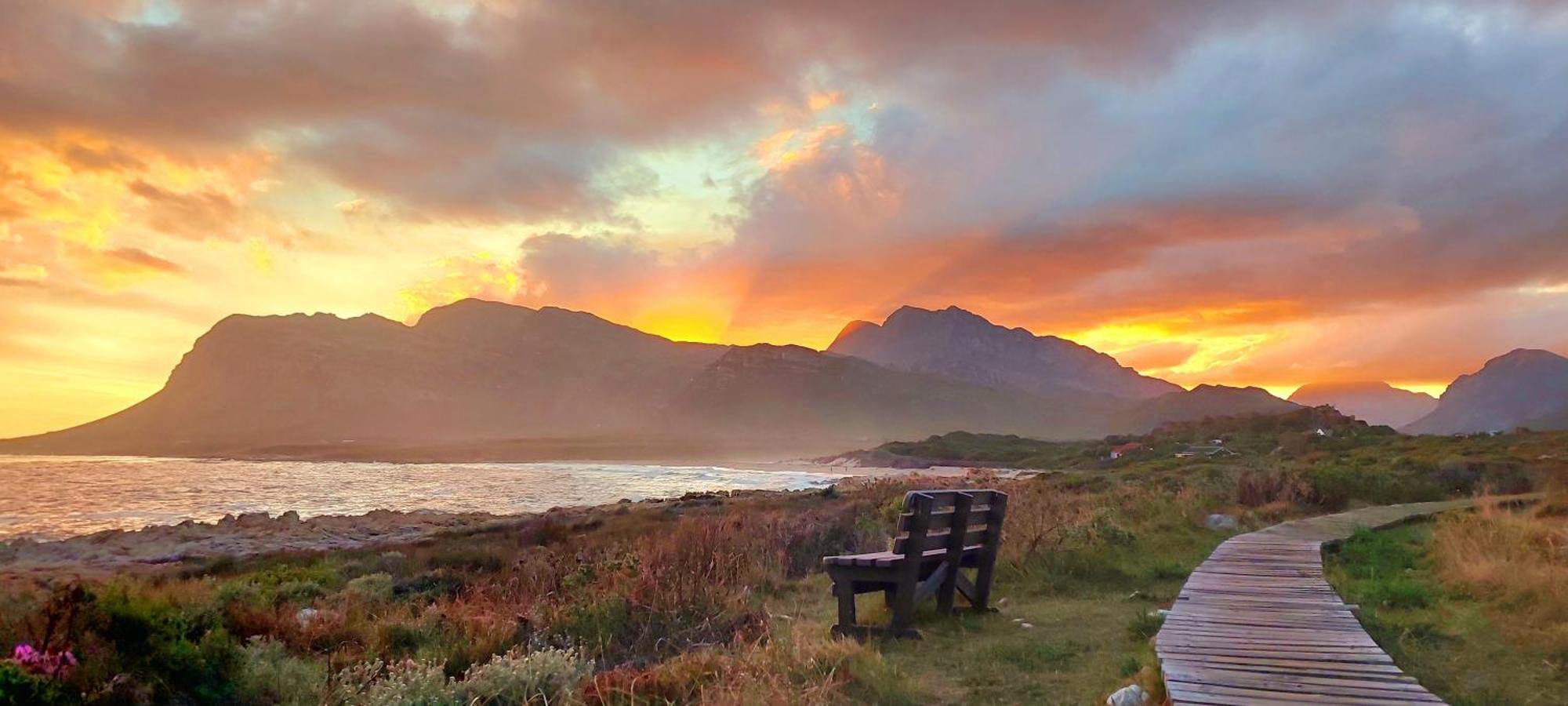 La Mer Seafront Selfcatering Accommodation Kleinmond Exterior foto